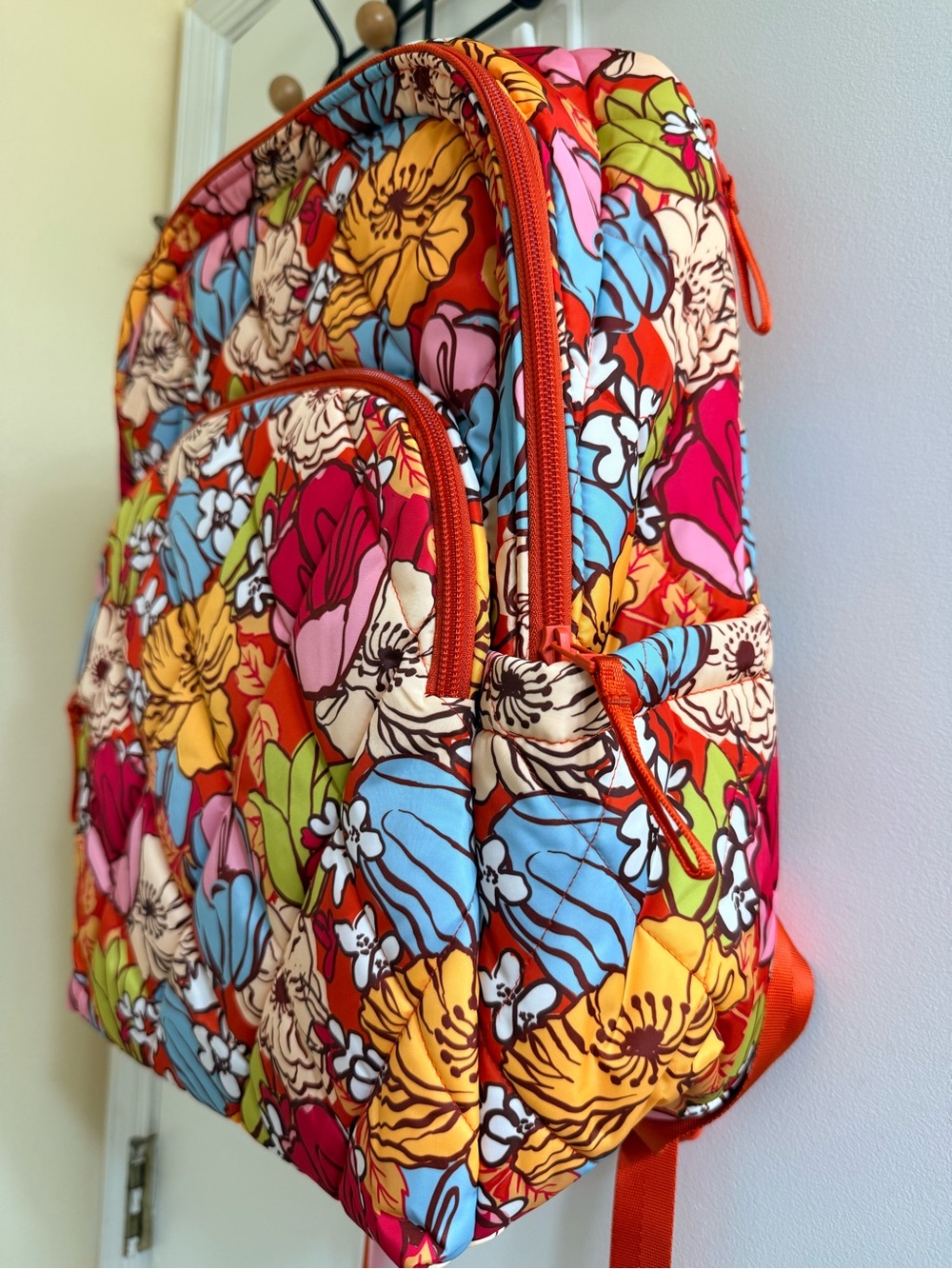 Vera Bradley Essential “LARGE” Vibrant Floral Backpack — Midday Garden NWT - Picture 6 of 12